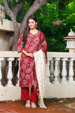 Load image into Gallery viewer, Printed Cotton Women Straight Kurta with Pant with Dupatta Set