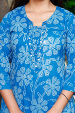 Load image into Gallery viewer, Printed Cotton Women Straight Kurta with Pant with Dupatta Set
